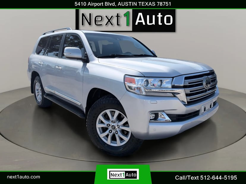 2017 Toyota Land Cruiser - Image 1