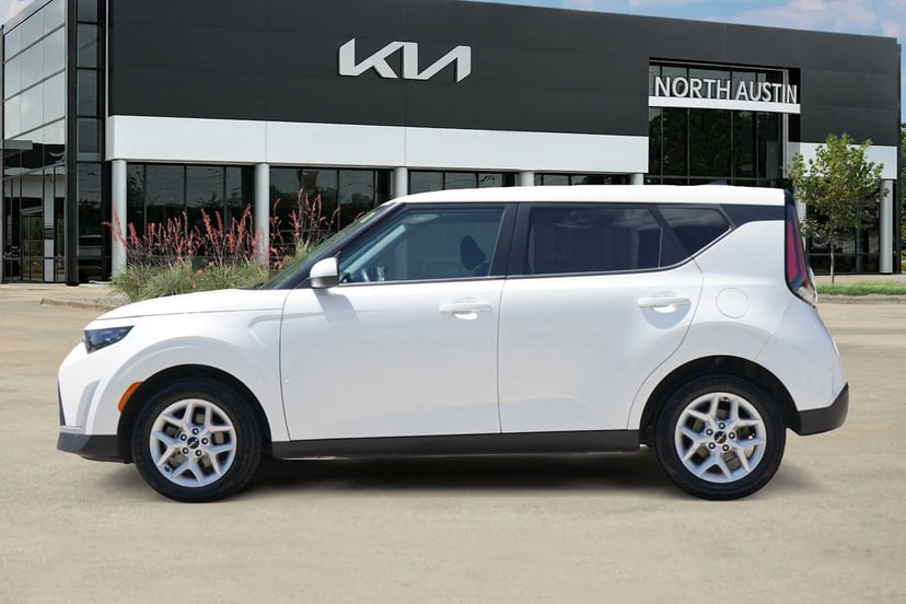 2024 Kia Soul - Image 2