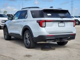 2026 Ford Explorer - Preview 5