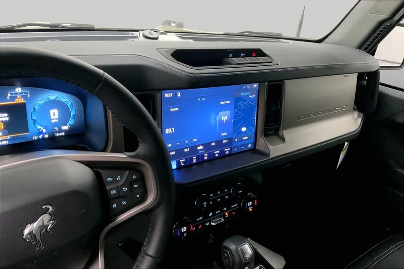 2026 Ford Bronco - Image 3