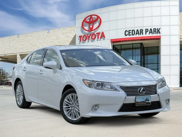 2014 Lexus ES - Image 1