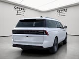 2026 Lincoln Navigator L - Preview 8