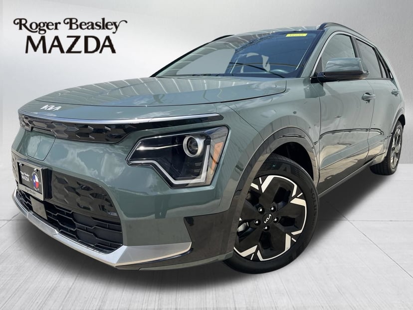 2023 Kia Niro EV - Image 2