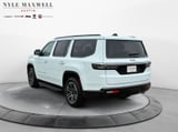 2026 Jeep Grand Wagoneer - Preview 14