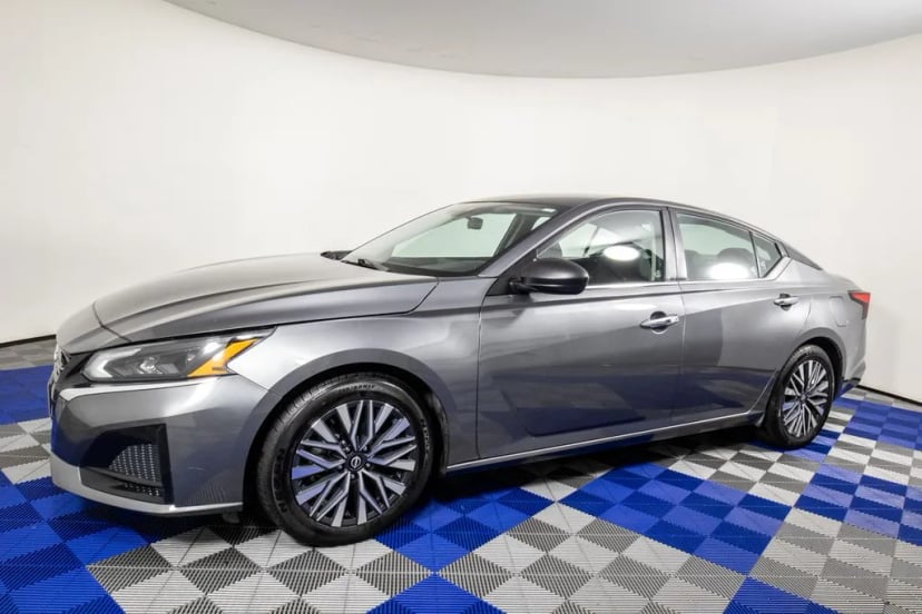 2024 Nissan Altima - Image 1