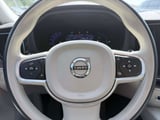 2022 Volvo XC60 - Preview 13