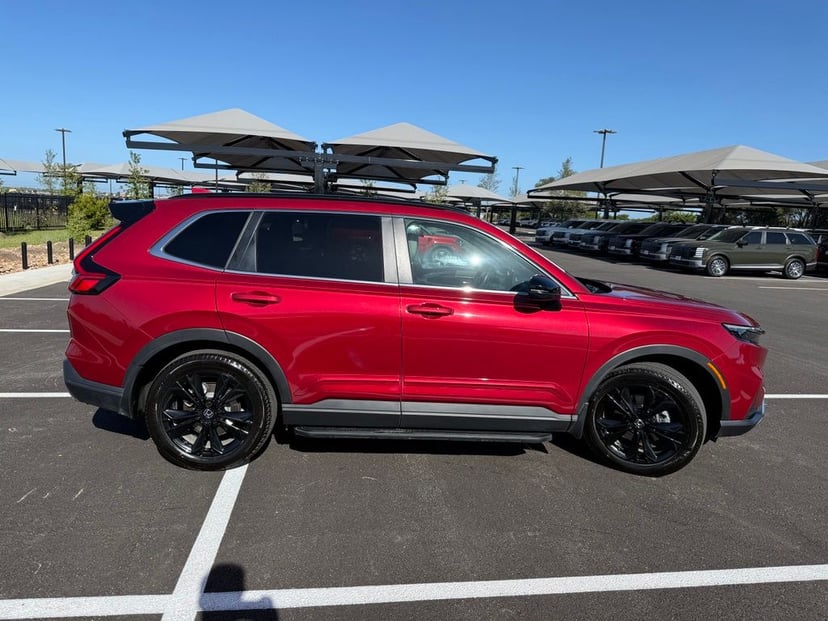 2024 Honda CR-V Hybrid - Image 2