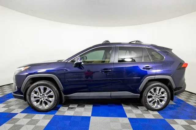 2025 Toyota RAV4 - Image 3