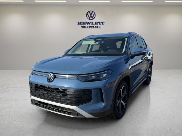 2026 Volkswagen Tiguan - Image 1
