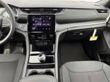 2026 Jeep Grand Cherokee - Preview 3