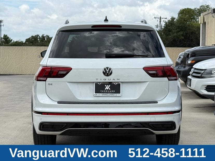 2023 Volkswagen Tiguan - Image 1