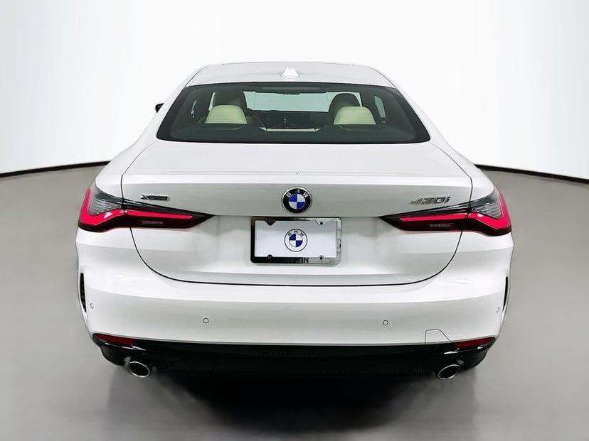 2026 BMW 4 Series - Image 2