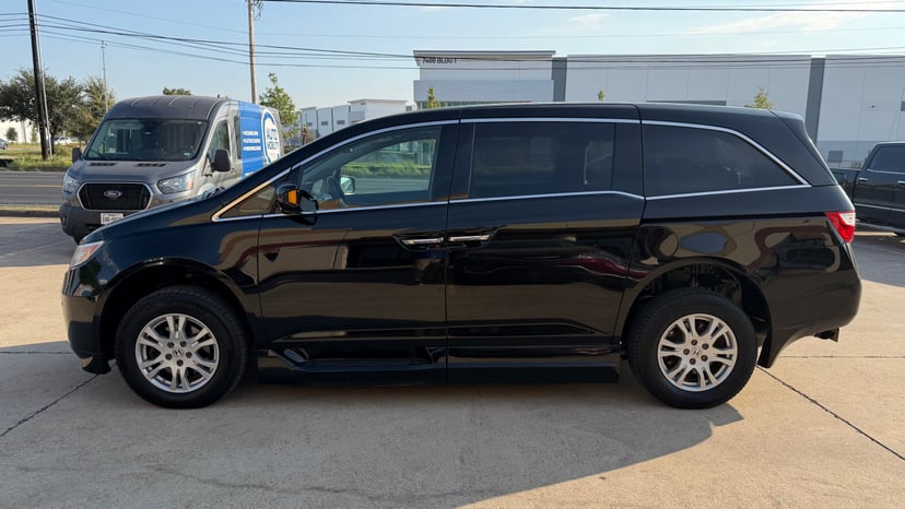 2013 Honda Odyssey - Image 1