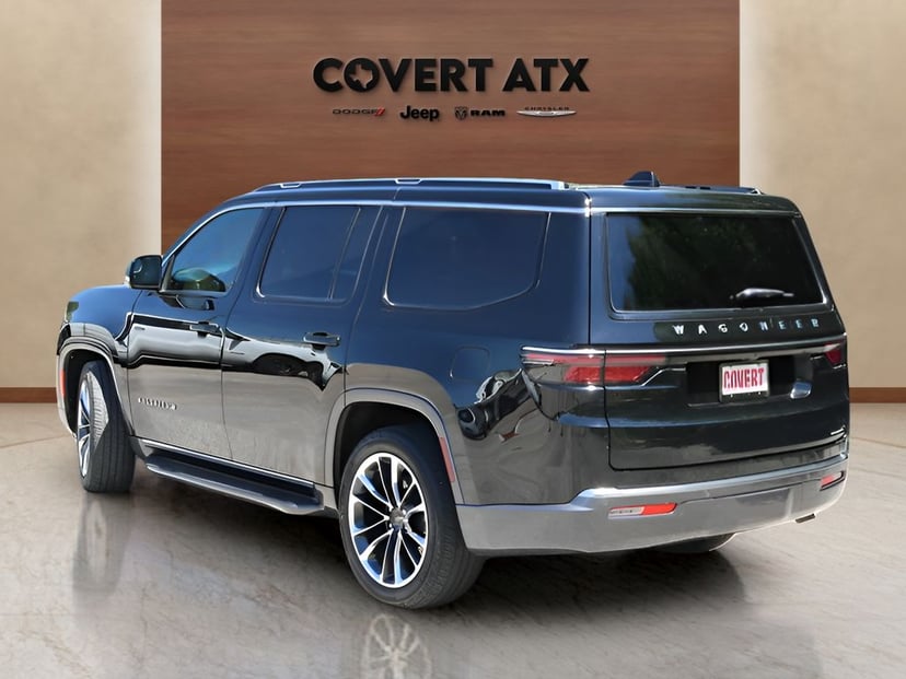 2022 Jeep Wagoneer - Image 2