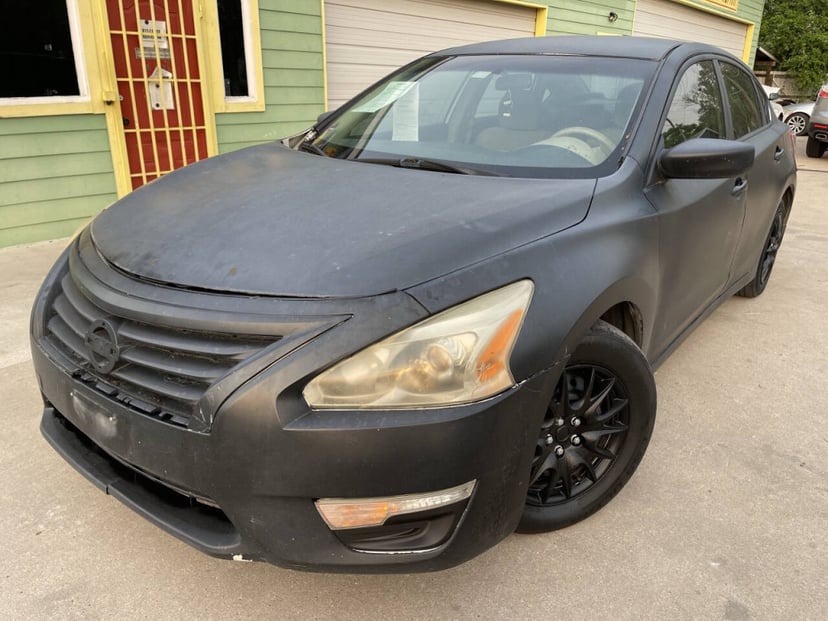 2013 Nissan Altima - Image 1