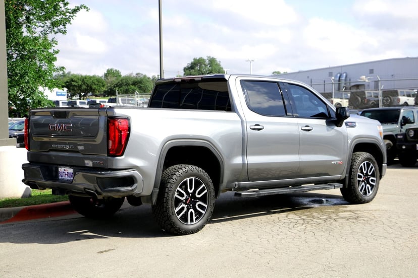 2020 GMC Sierra - Image 2