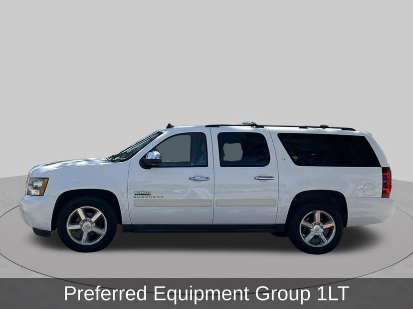 2014 Chevrolet Suburban - Image 3