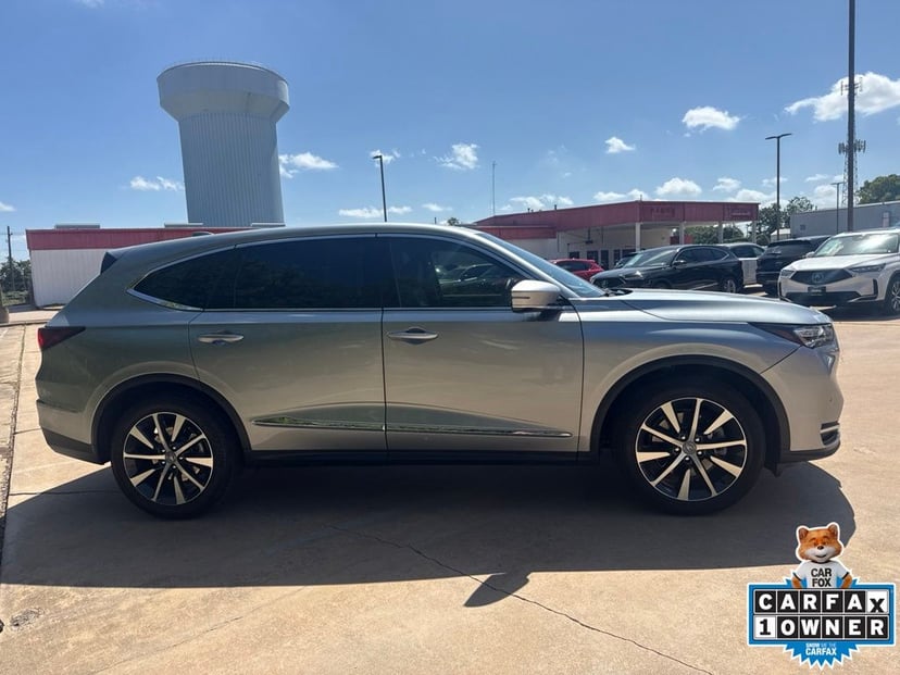 2026 Acura MDX - Image 2