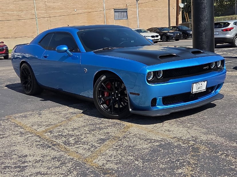 2019 Dodge Challenger - Image 1