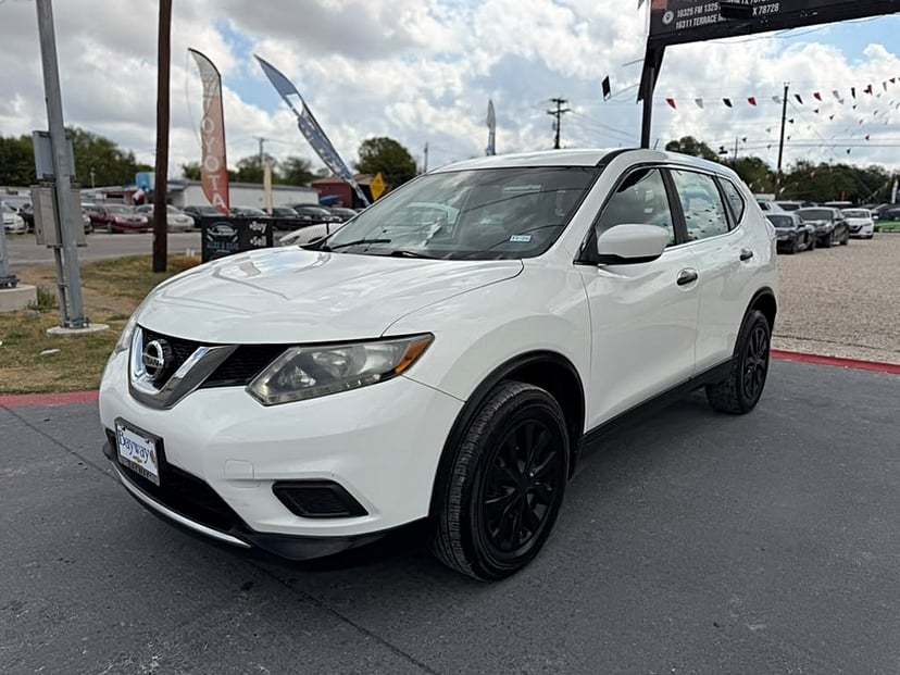 2016 Nissan Rogue - Image 1