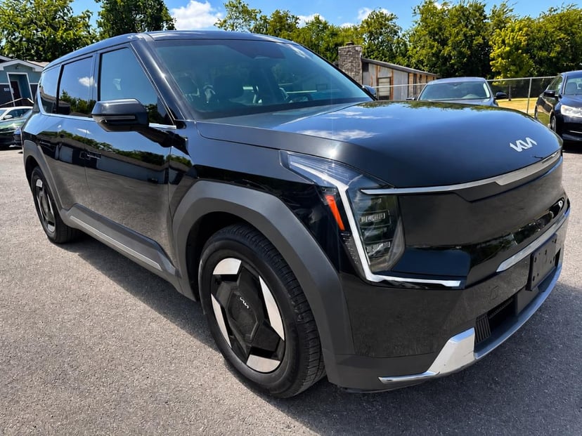 2024 Kia EV9 - Image 1