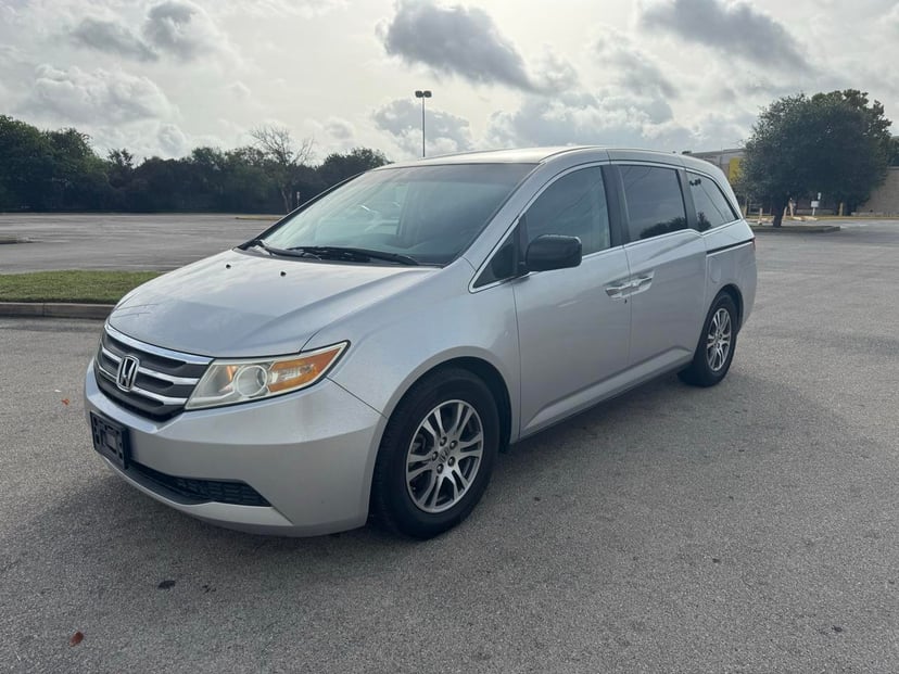 2011 Honda Odyssey - Image 1