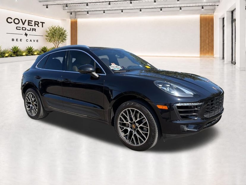 2017 Porsche Macan - Image 1
