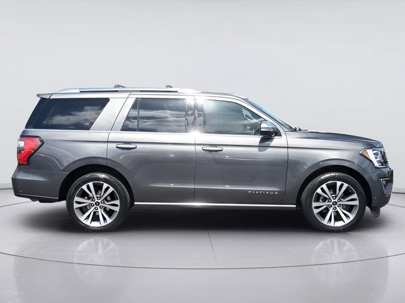 2020 Ford Expedition - Image 2
