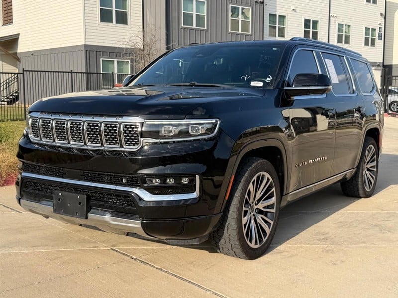 2022 Jeep Grand Wagoneer - Image 1