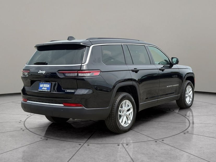 2026 Jeep Grand Cherokee L - Image 3