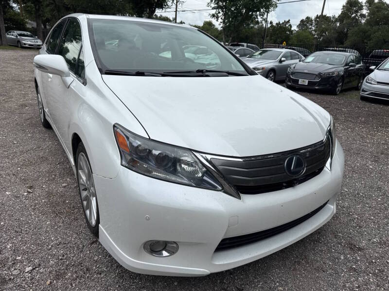 2010 Lexus HS 250h - Image 1