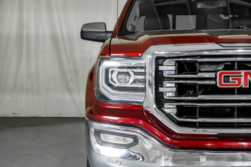 2016 GMC Sierra 1500 - Image 2