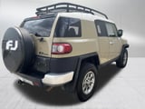 2013 Toyota FJ Cruiser - Preview 9