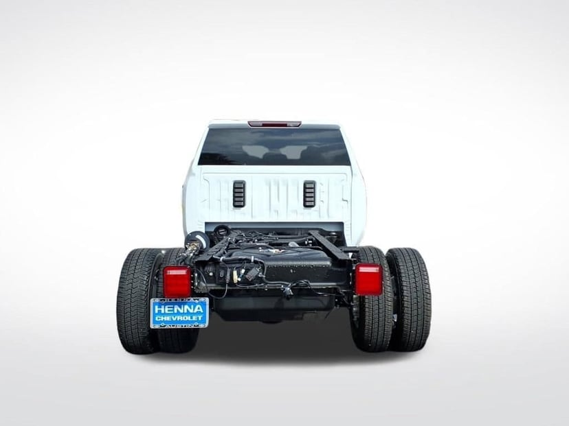 2026 Chevrolet Silverado HD - Image 3