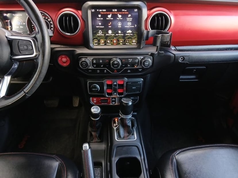 2022 Jeep Gladiator - Image 3
