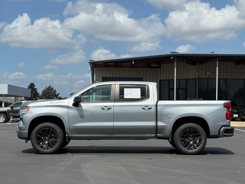 2024 Chevrolet Silverado 1500 - Image 1