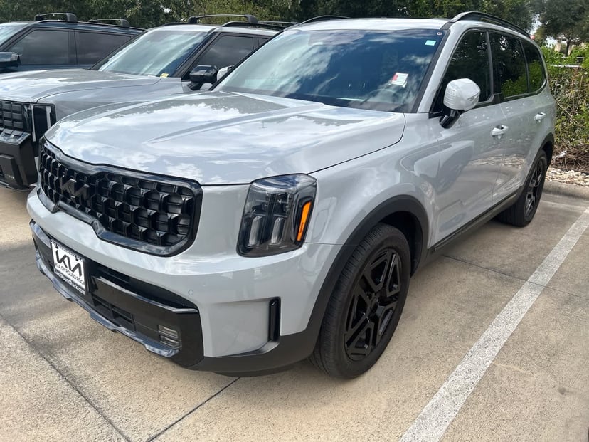 2025 Kia Telluride - Image 1