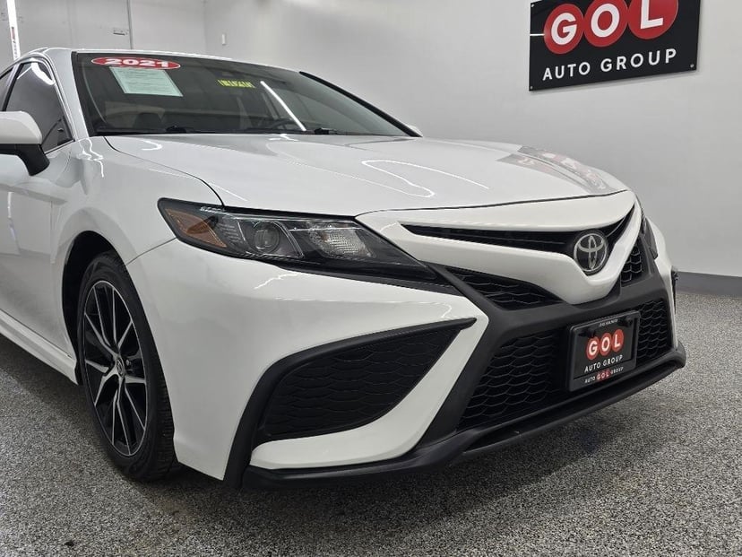 2021 Toyota Camry - Image 1