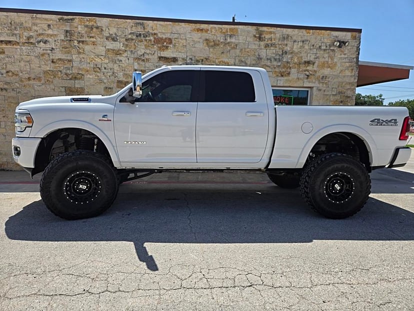 2019 RAM 2500 - Image 2