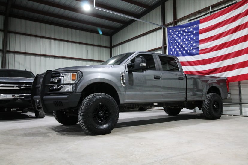 2022 Ford F-350 - Image 1