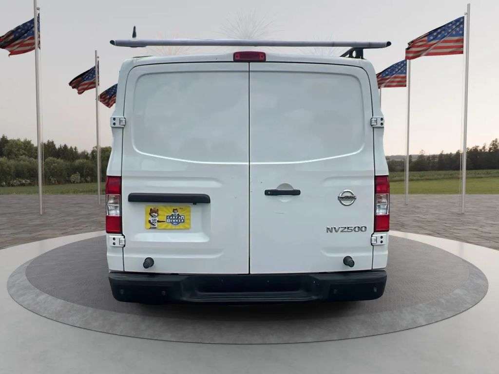 2021 Nissan NV - Image 2