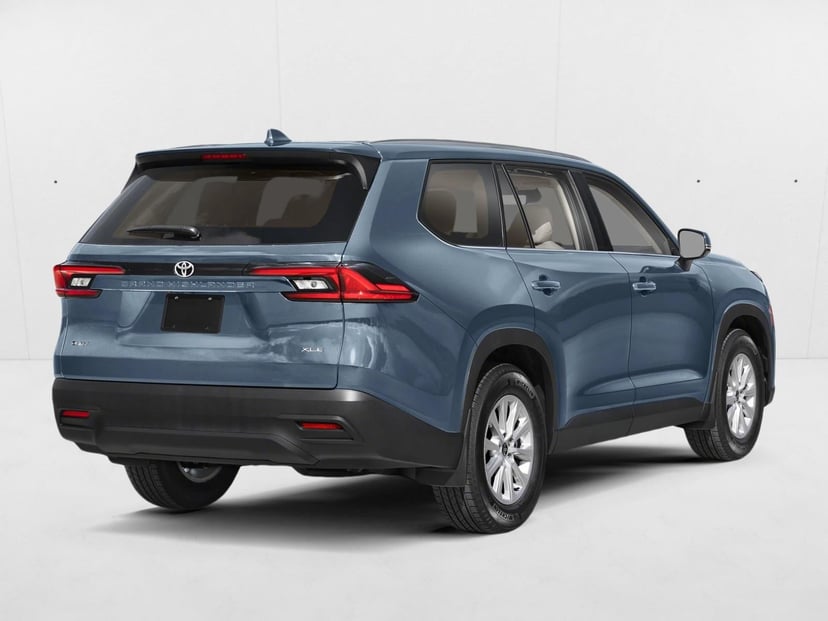 2026 Toyota Grand Highlander - Image 1