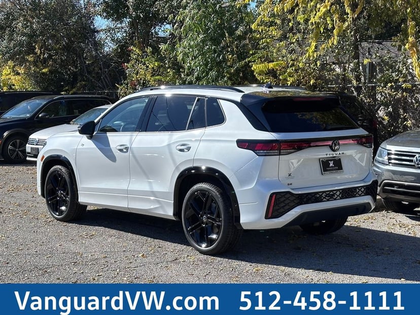 2026 Volkswagen Tiguan - Image 3