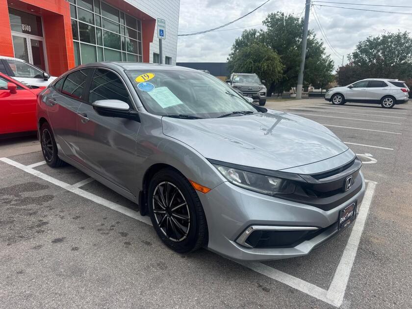 2019 Honda Civic - Image 2