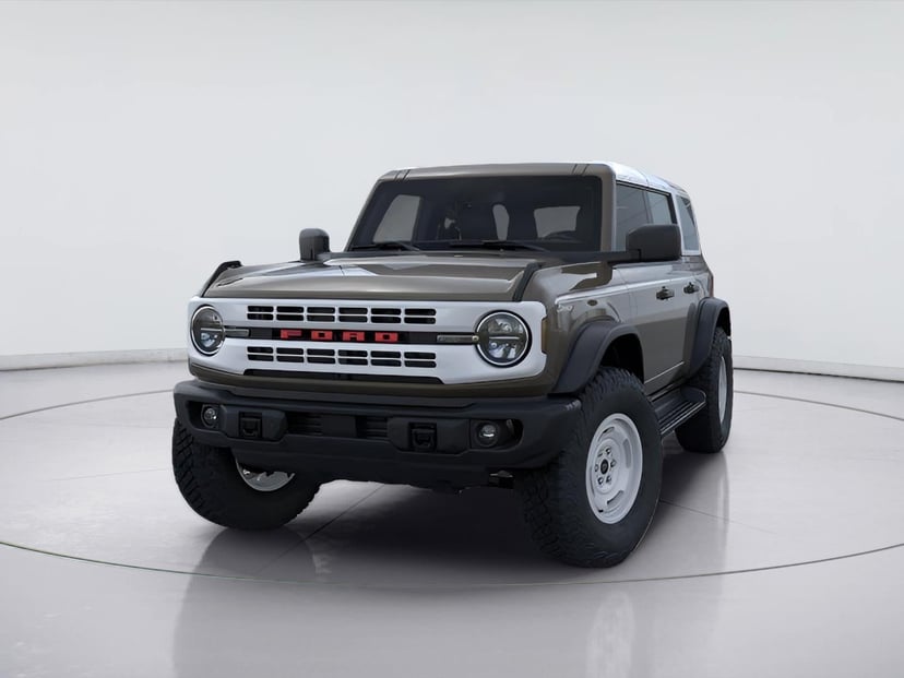 2026 Ford Bronco - Image 2