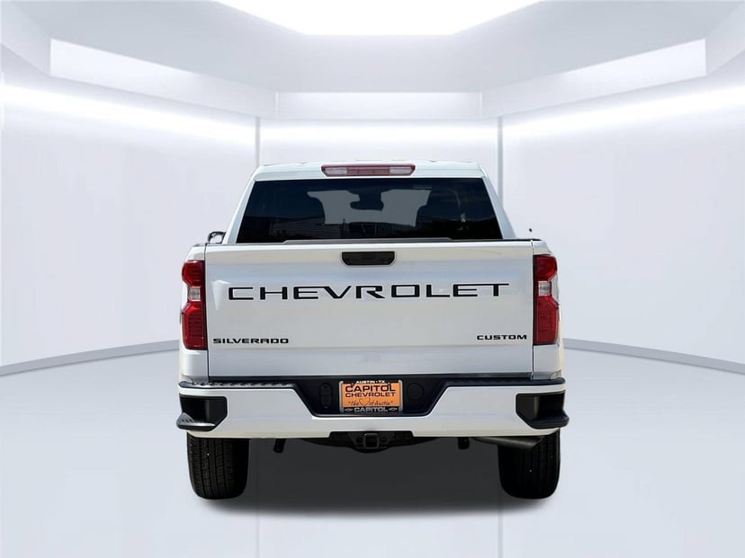 2026 Chevrolet Silverado 1500 - Image 3