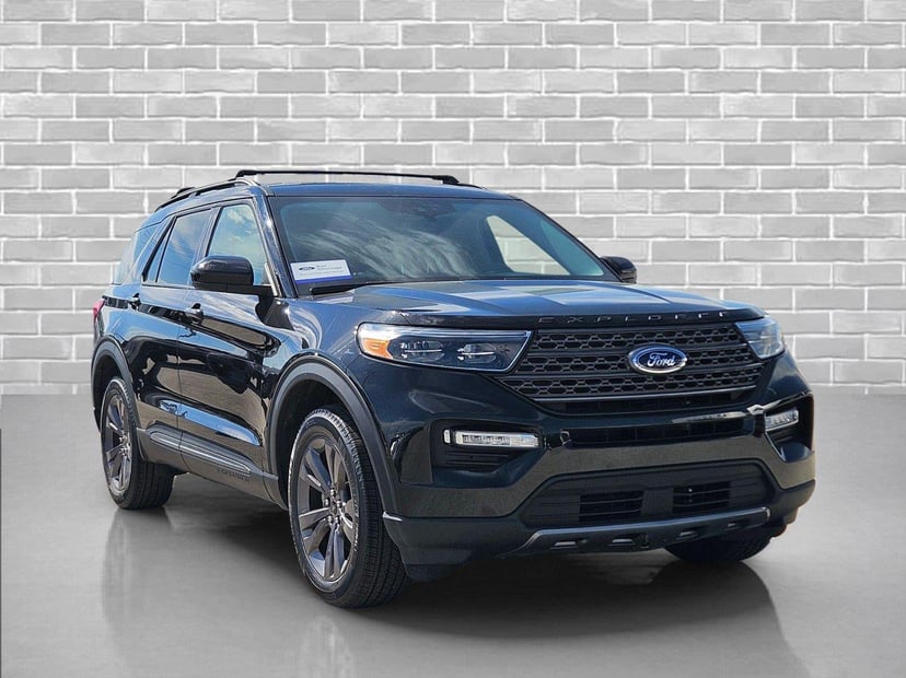 2024 Ford Explorer - Image 1