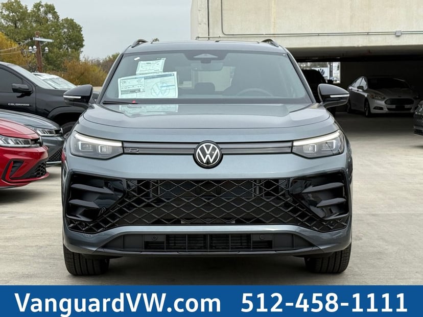 2026 Volkswagen Tiguan - Image 2