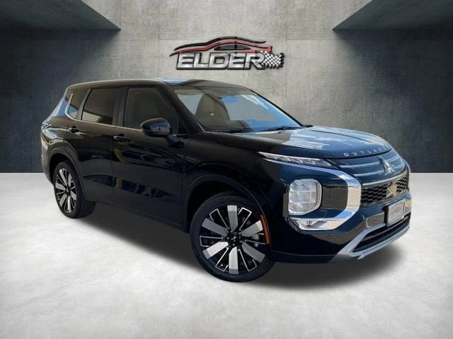 2026 Mitsubishi Outlander - Image 2