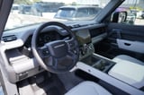2026 Land Rover Defender - Preview 9